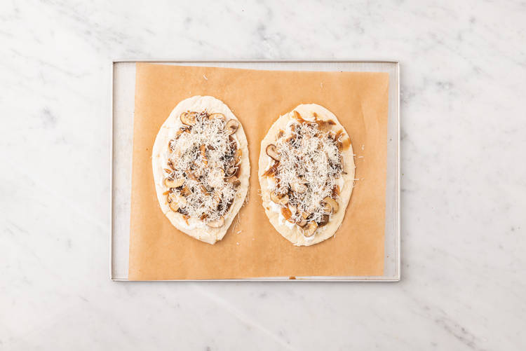 Assembler et griller les pains plats