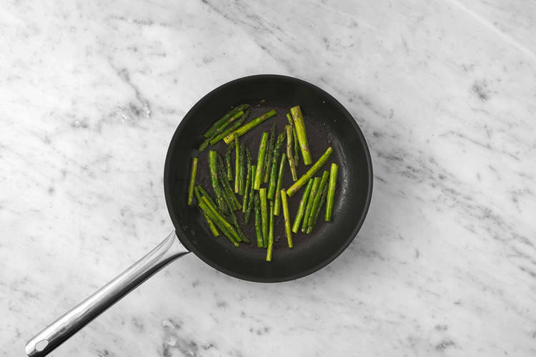 Spargel braten