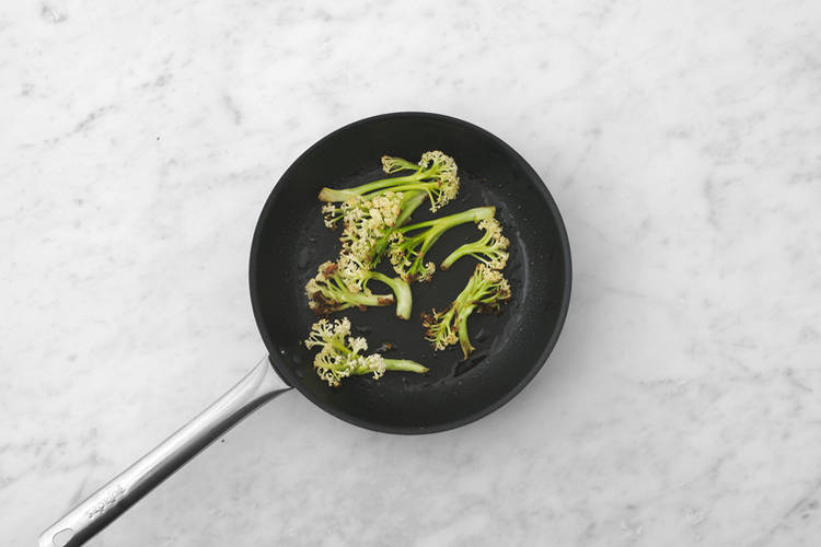 Make the pangrattato & sauté the Fioretto