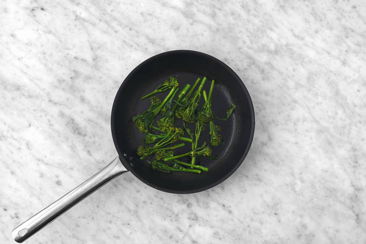 Cook the broccoli