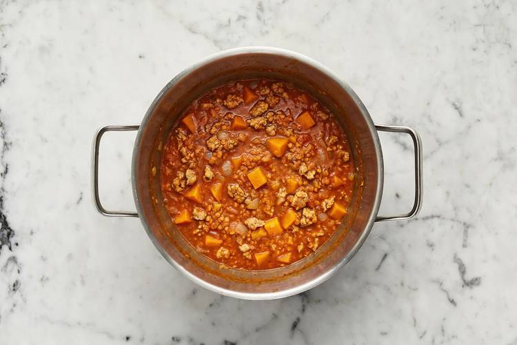 Cook stew 