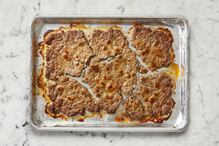 Préparer et griller le mélange de viande