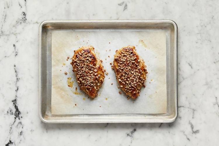 Terminer de cuire le poulet