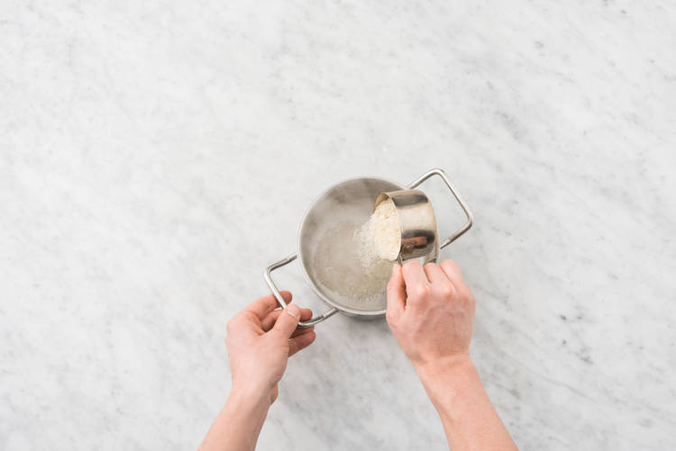 Cook the garlic rice