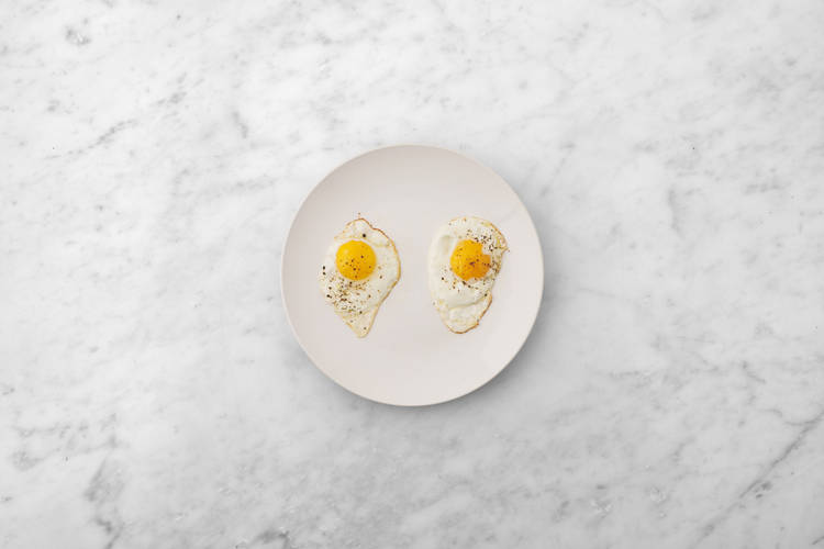 Fry the eggs