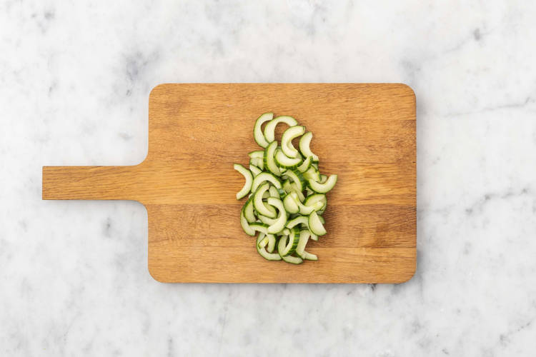 Préparer la sauce au yaourt