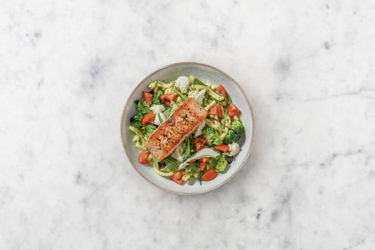 Lachs braten & Anrichten