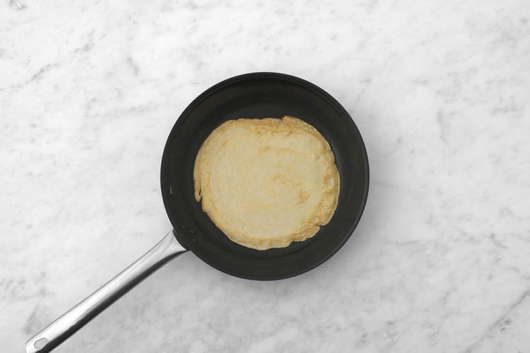Palatschinken backen