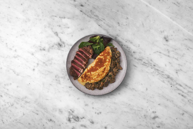 Steaks braten & Anrichten