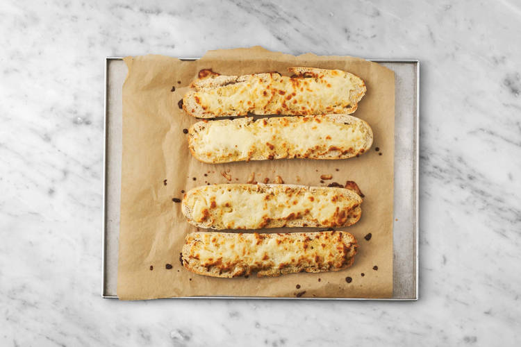 Forbered hvitløksbrød