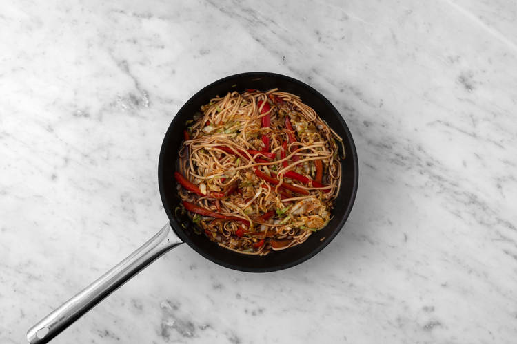 Bland nudler og grønnsaker