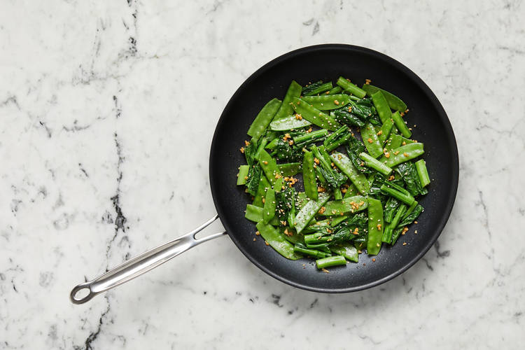 Cuire les légumes et préparer le glaçage