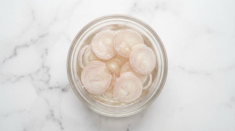 Pickle Shallots