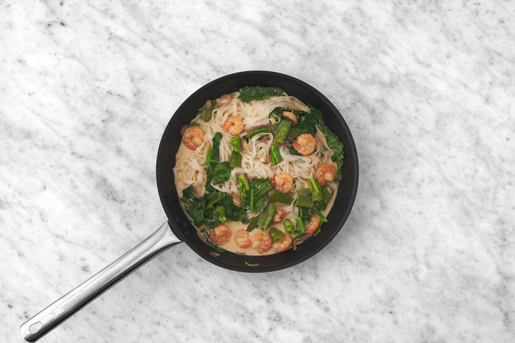 Finish the laksa