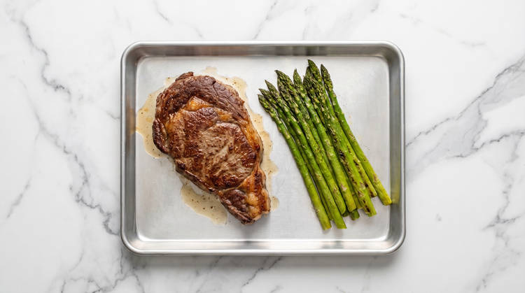 Roast Steak & Asparagus