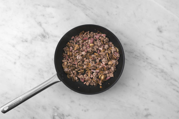 Fry the Mince and Veg