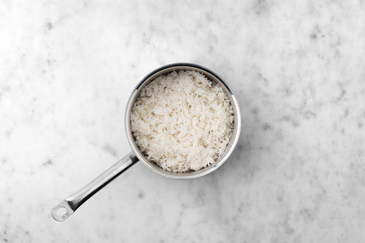 Cook the rice