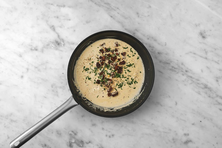 Make the cream sauce 