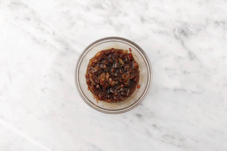Cook the bacon jam