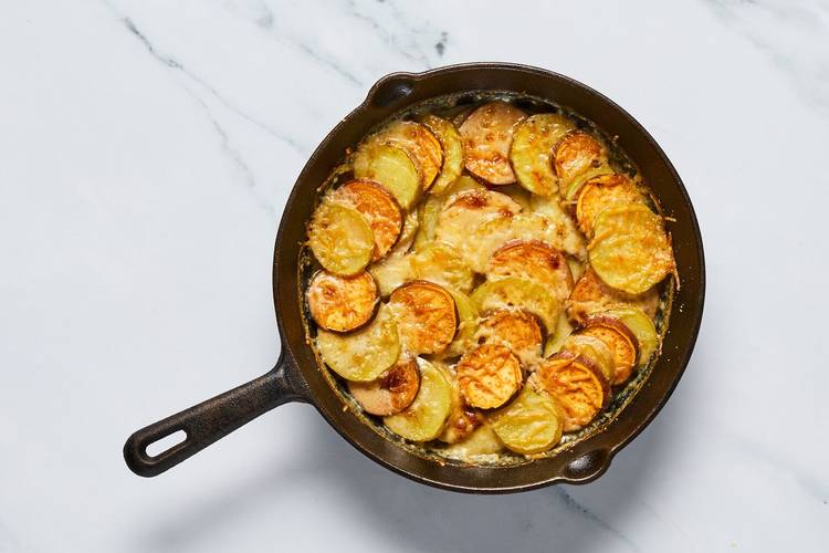 Assembler et cuire le gratin