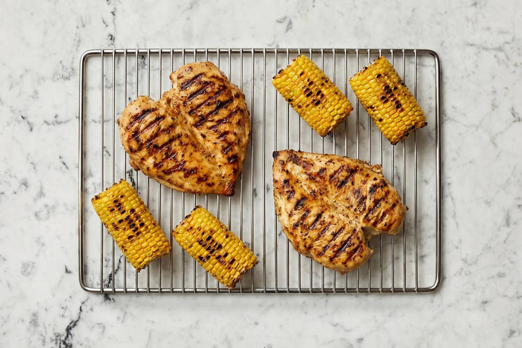 Grill corn and chicken