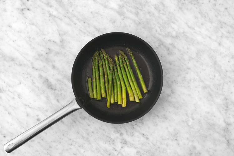 Cook asparagus and make dill sauce 