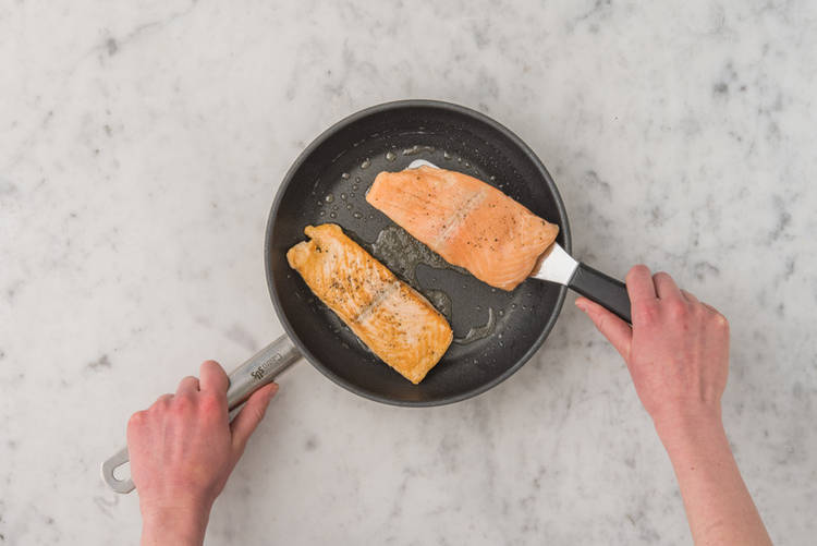Fisch anbraten