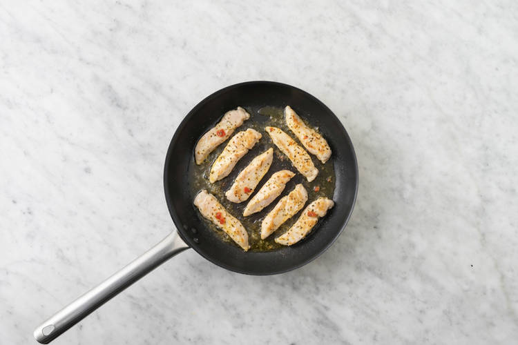 Cook the halloumi