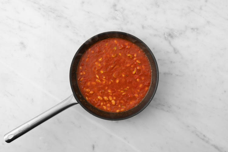 Simmer the Shakshouka