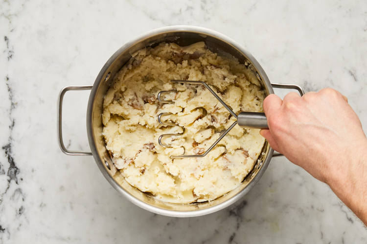 Make Mashed Potatoes