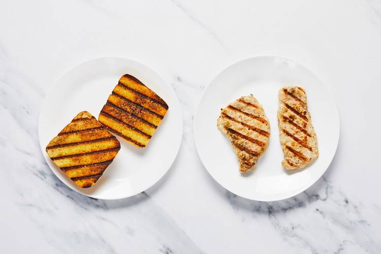 Grill chicken and toast ciabatta