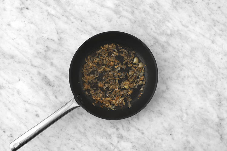 Get prepped & start the brisket topping
