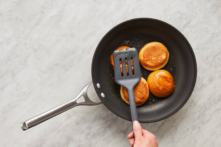 Toast Buns