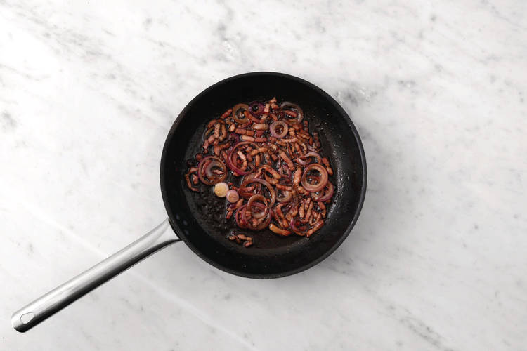 Make the bacon jam