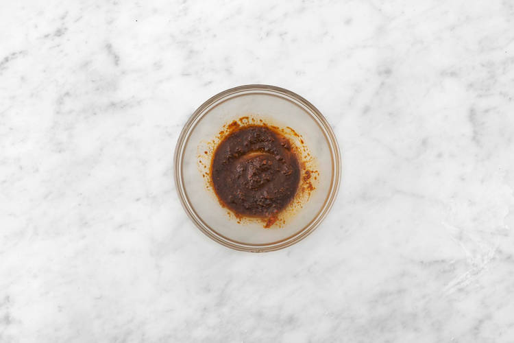 Préparer la vinaigrette de tomates