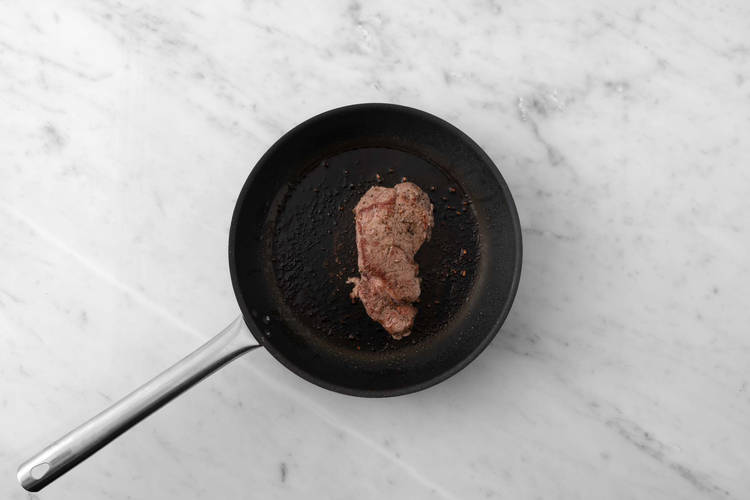 Saisir le steak