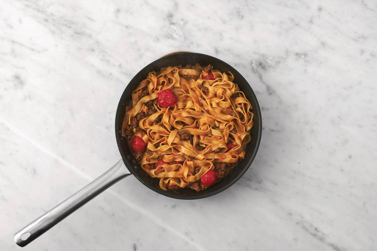 Make the ragu