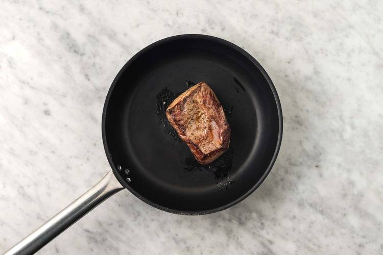 Steaks braten