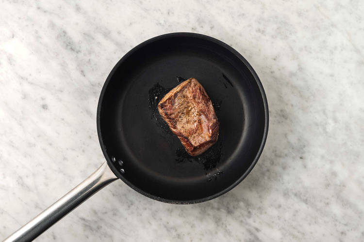 Steaks braten