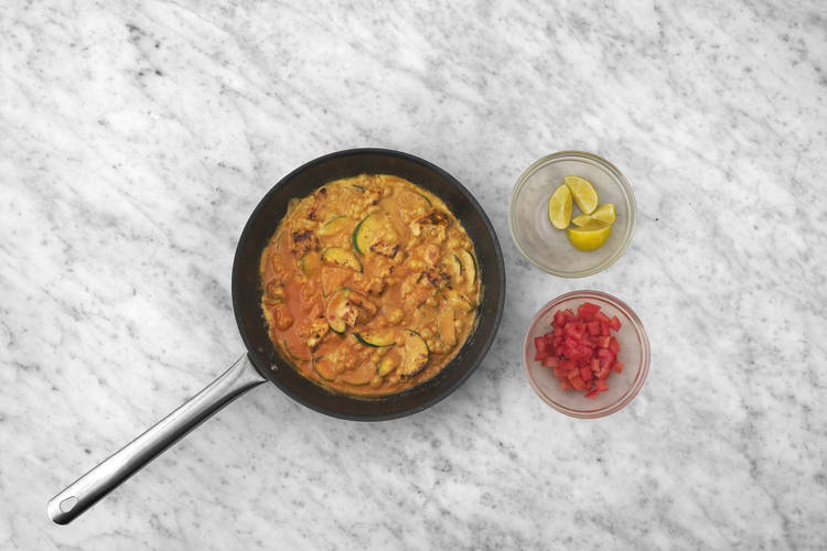 Le curry prend forme