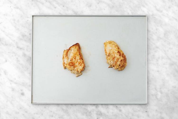 Saisir et rôtir le poulet