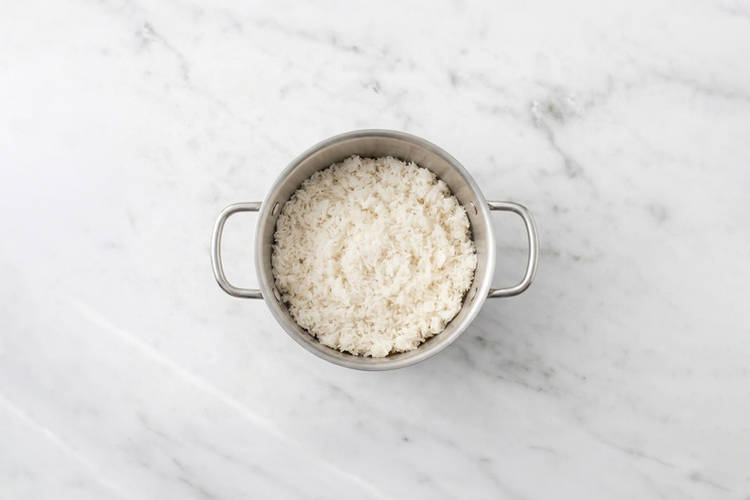 Cook the rice