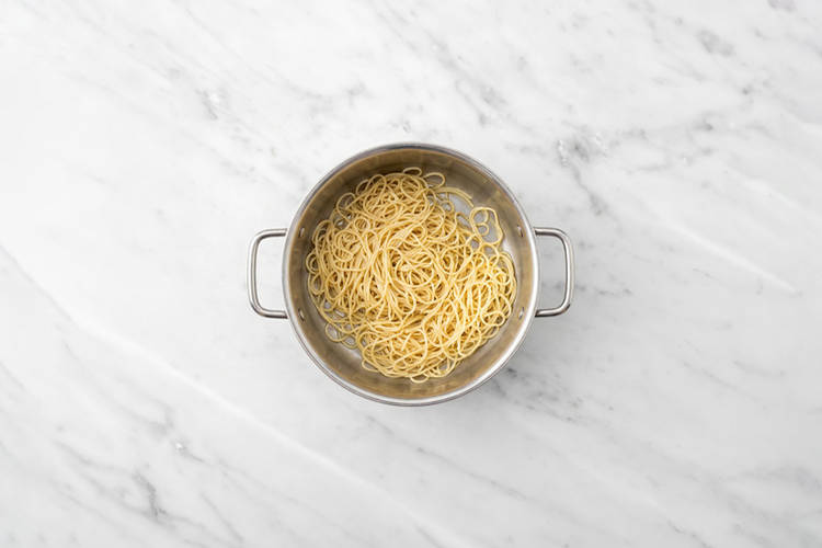 Cook the noodles