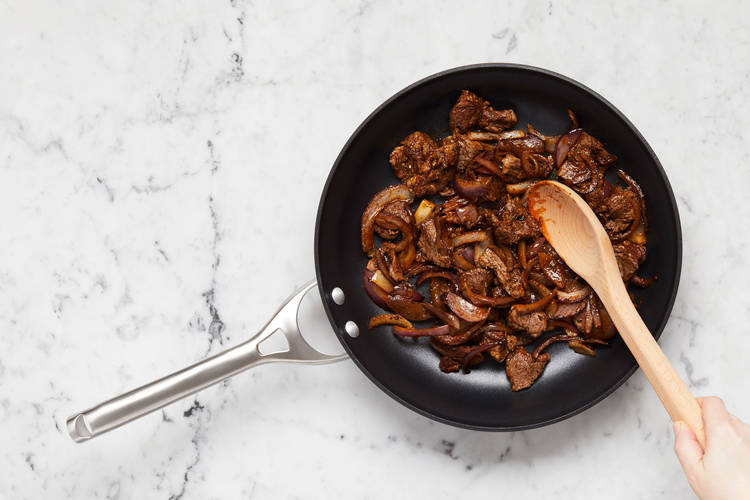 Cook Steak & Onion