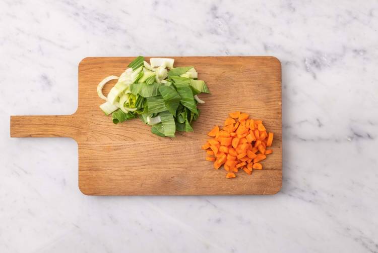 Préparer et mélanger la sauce