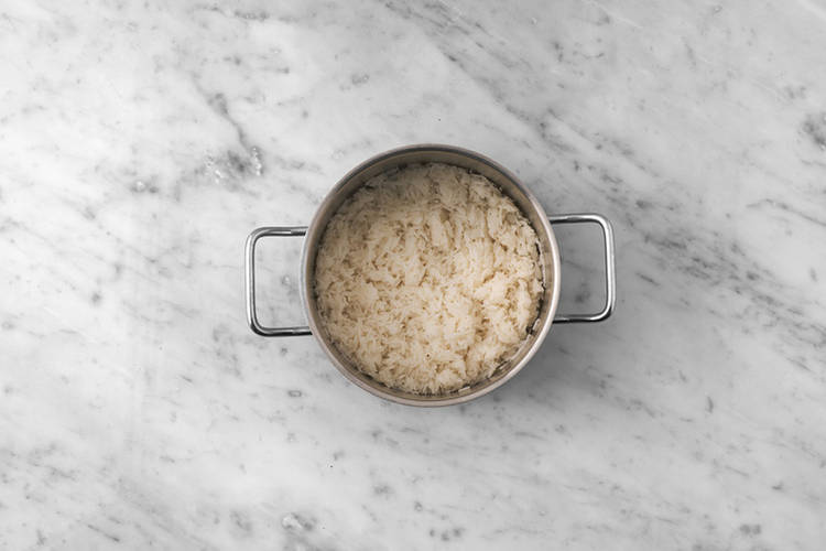 Cook the rice