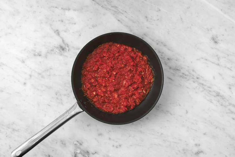 Lav tomatsauce