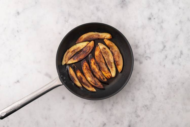 Aubergine stomen