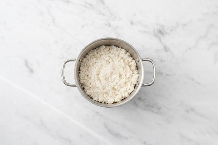 Cook the rice