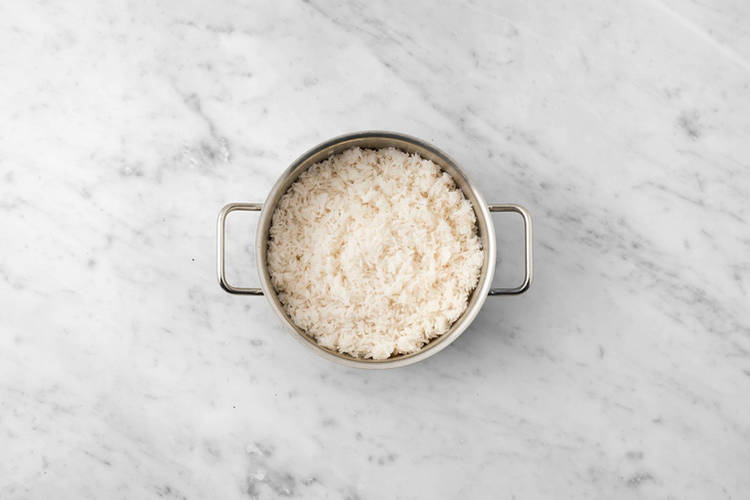 Cook the rice